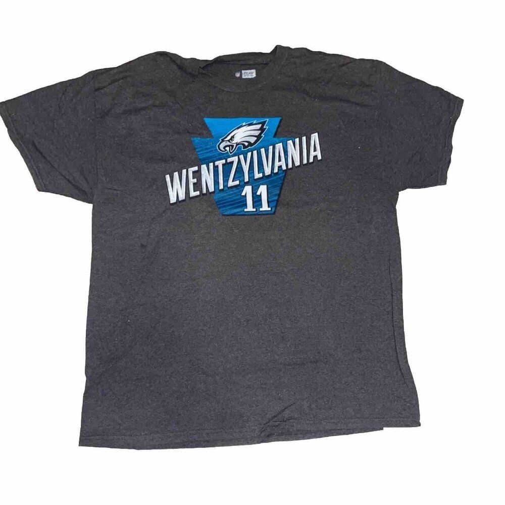 Philadelphia Eagles Carson Wentz 11 NFL Team Apparel T-Shirt Large Gray